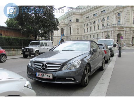 W 560 Nv Mercedes Benz E Klasse Cabriolet Vienna City License Plate Of Austria