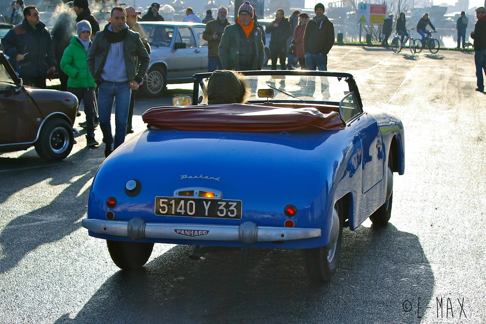 5140 Y 33, Panhard Junior 