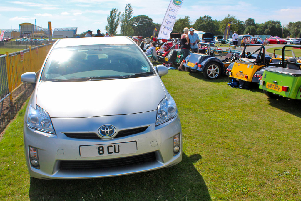 8CU, Toyota Prius 3rd gen Liftback (ZVW30), 2009–2015