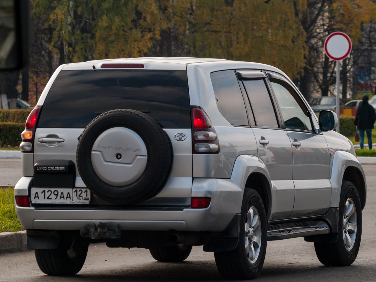 а 129 аа 121, Toyota Land Cruiser Prado 3rd gen 5-door SUV (J120), 2002–2009
