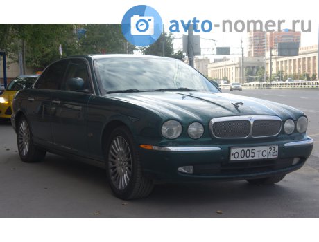 о005тс23, Jaguar XJ