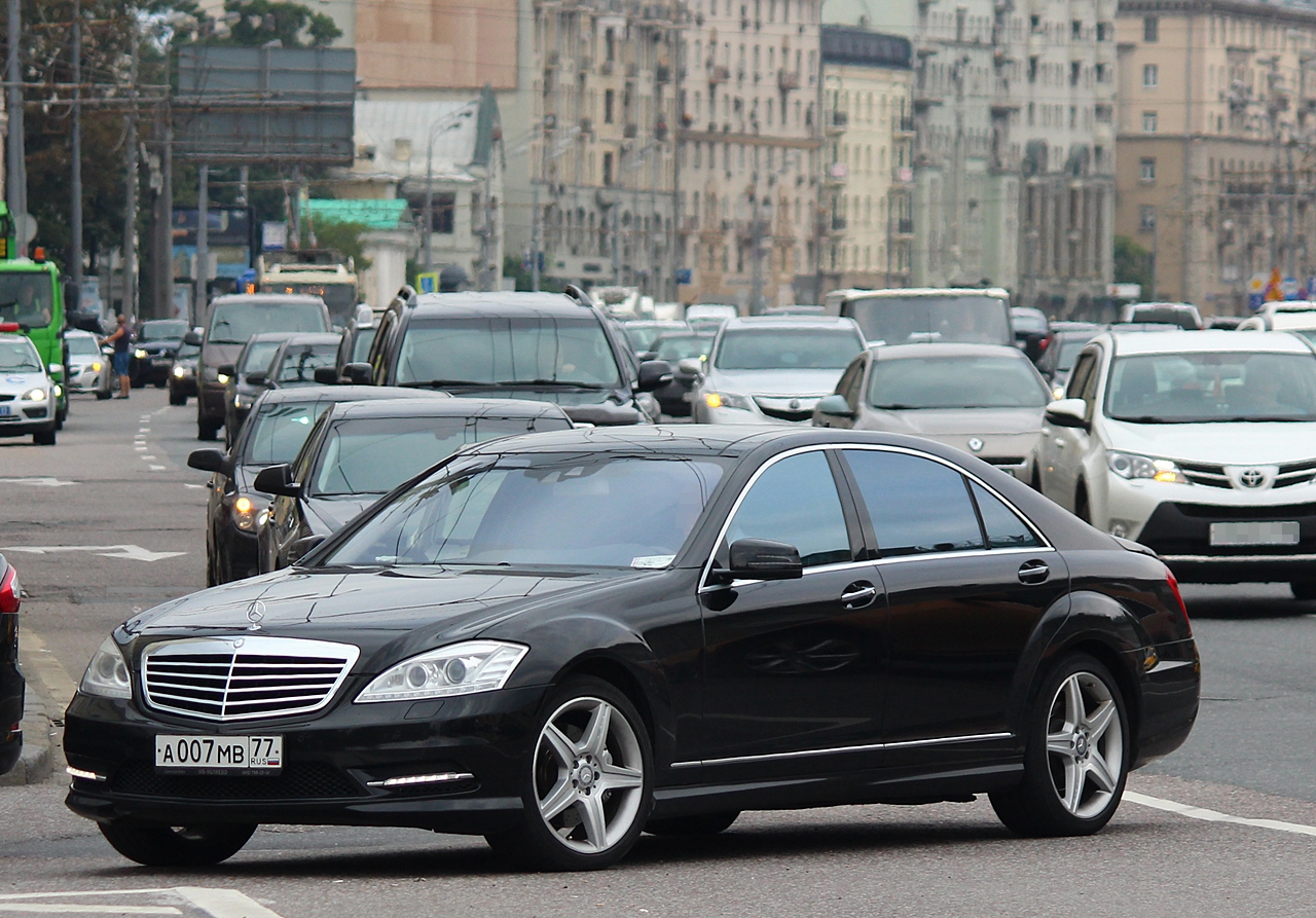 а 007 мв 77, Mercedes-Benz S-Klasse 7th gen (W221/V221), 2005–2013