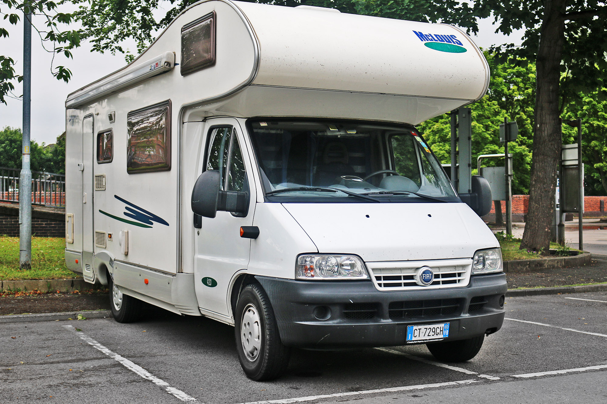 CT 729 GH, McLouis Lagan 