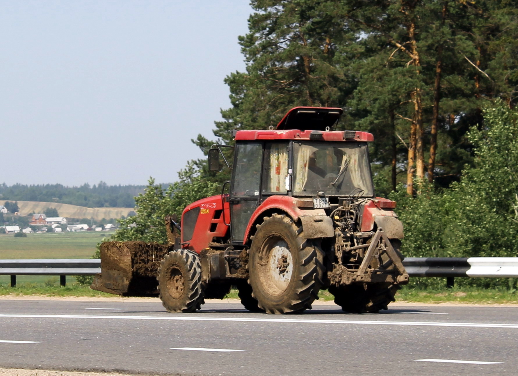 TB-6 0071, Belarus (MTZ) 921 