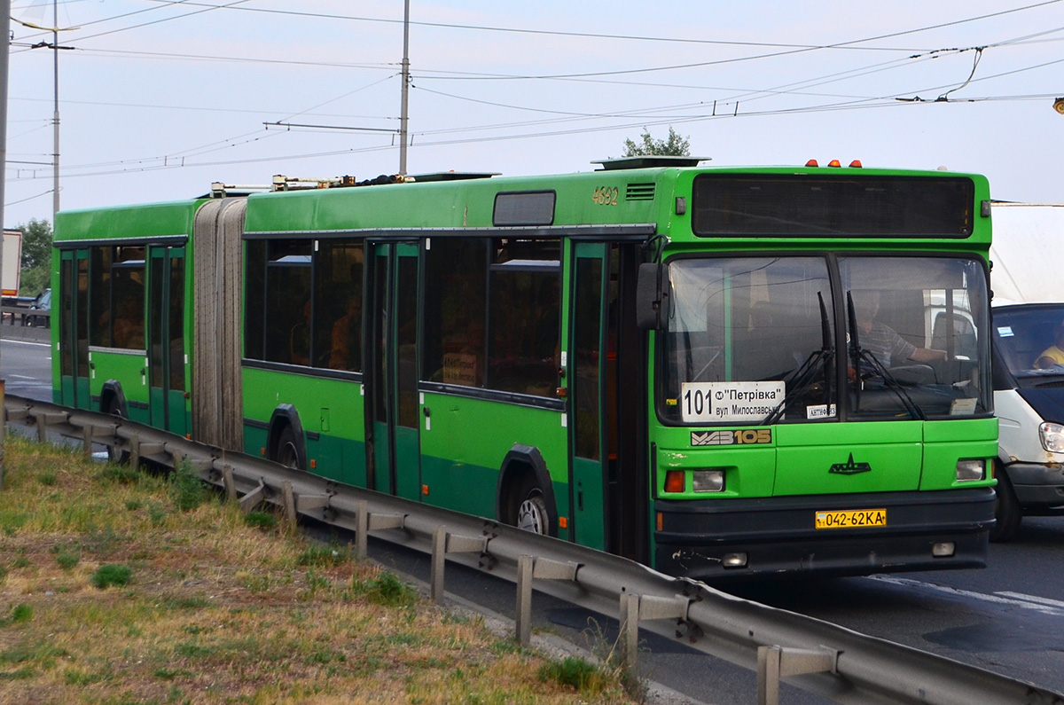 11 042-62 KA, MAZ 105 