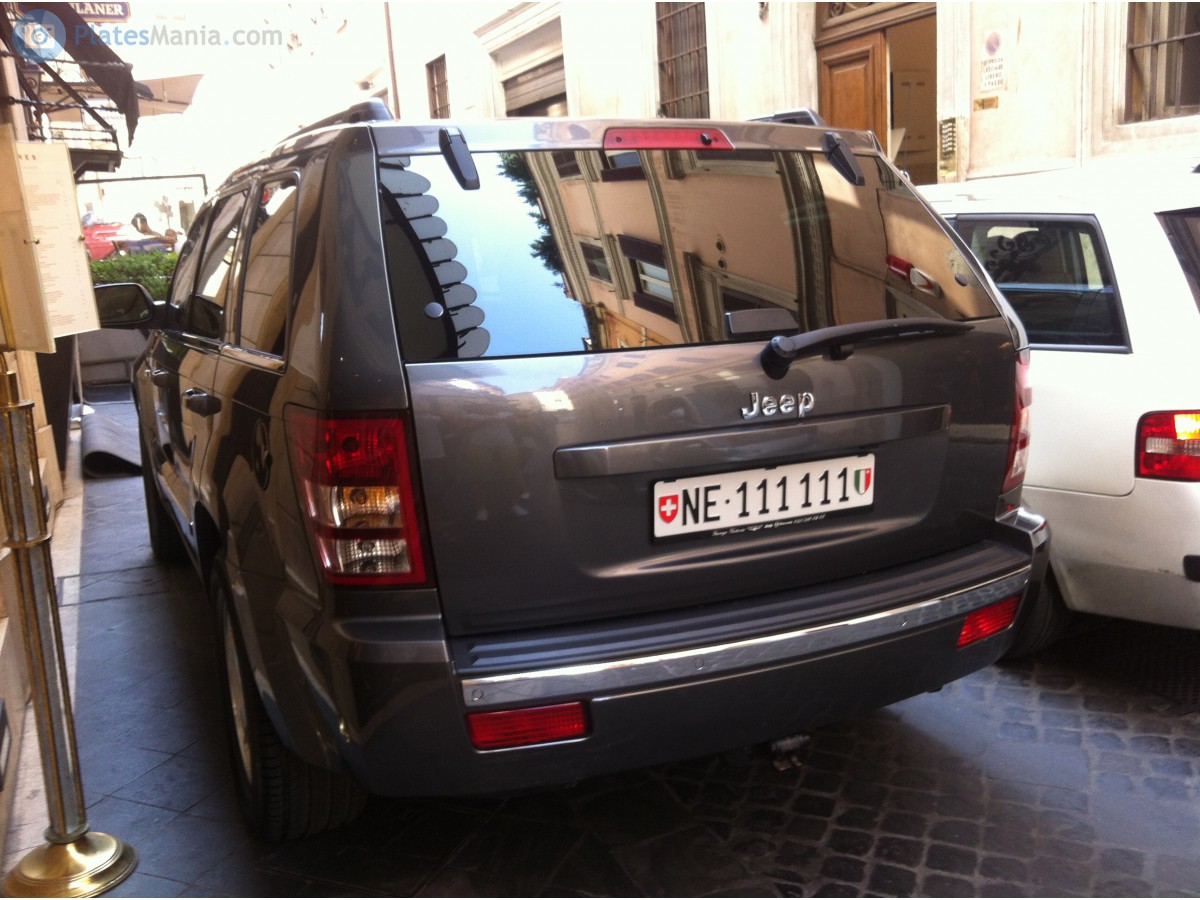 NE 111111, Jeep Grand Cherokee 3rd gen (WK), 2004–2010