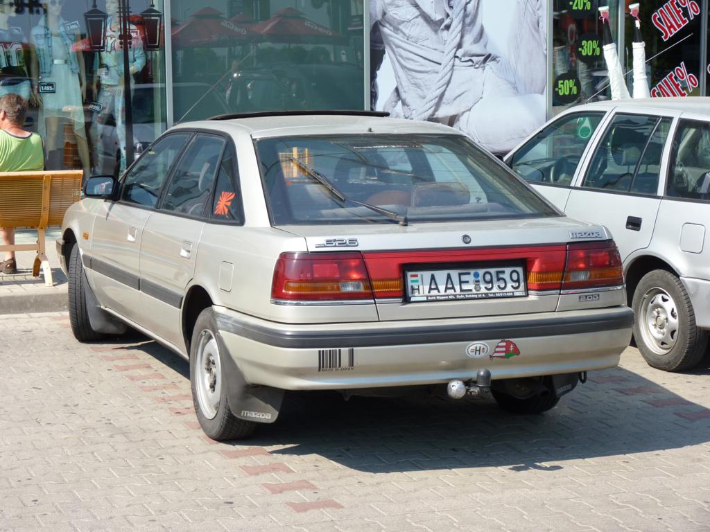 AAE-959, Mazda 626 3rd gen Liftback (GD), 1987–1992