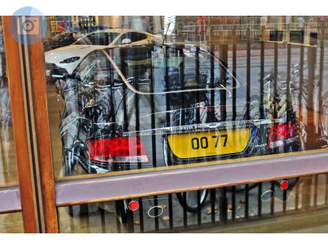 OO 77, Aston Martin Vanquish