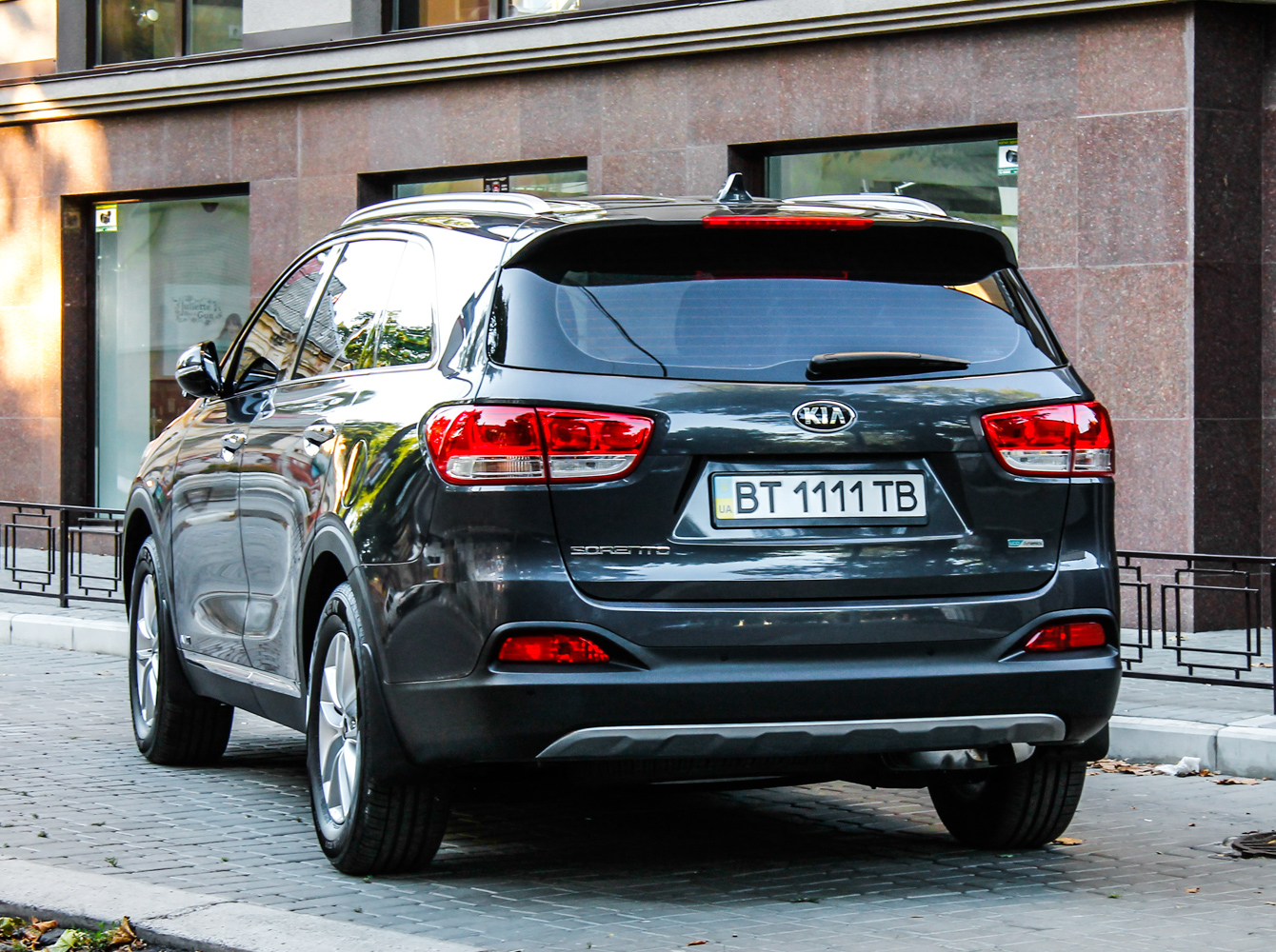 BT 1111 TB, Kia Sorento 3rd gen (Prime) (UM), 2014–2020