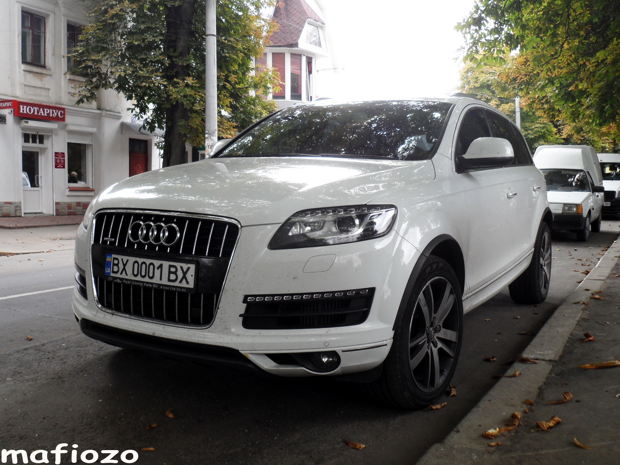 BX 0001 BX, Audi Q7 