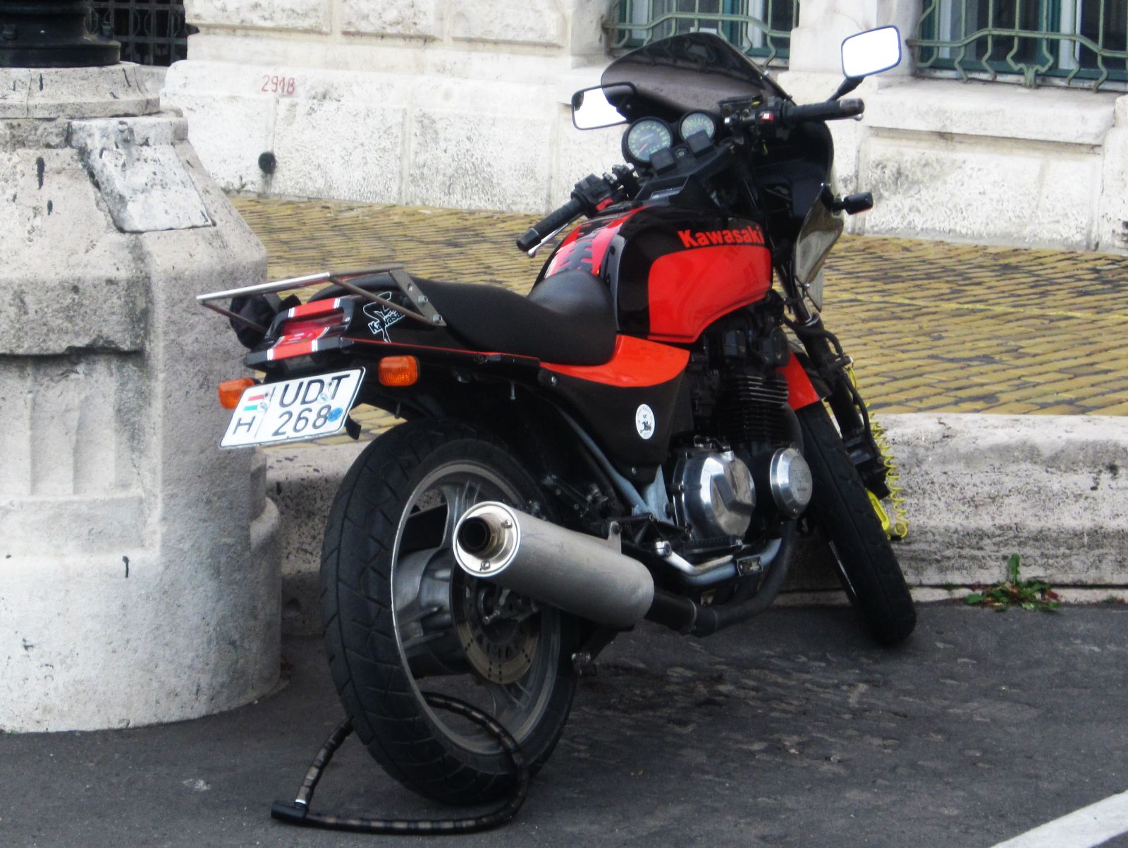 UDT-268, Kawasaki GPZ550 