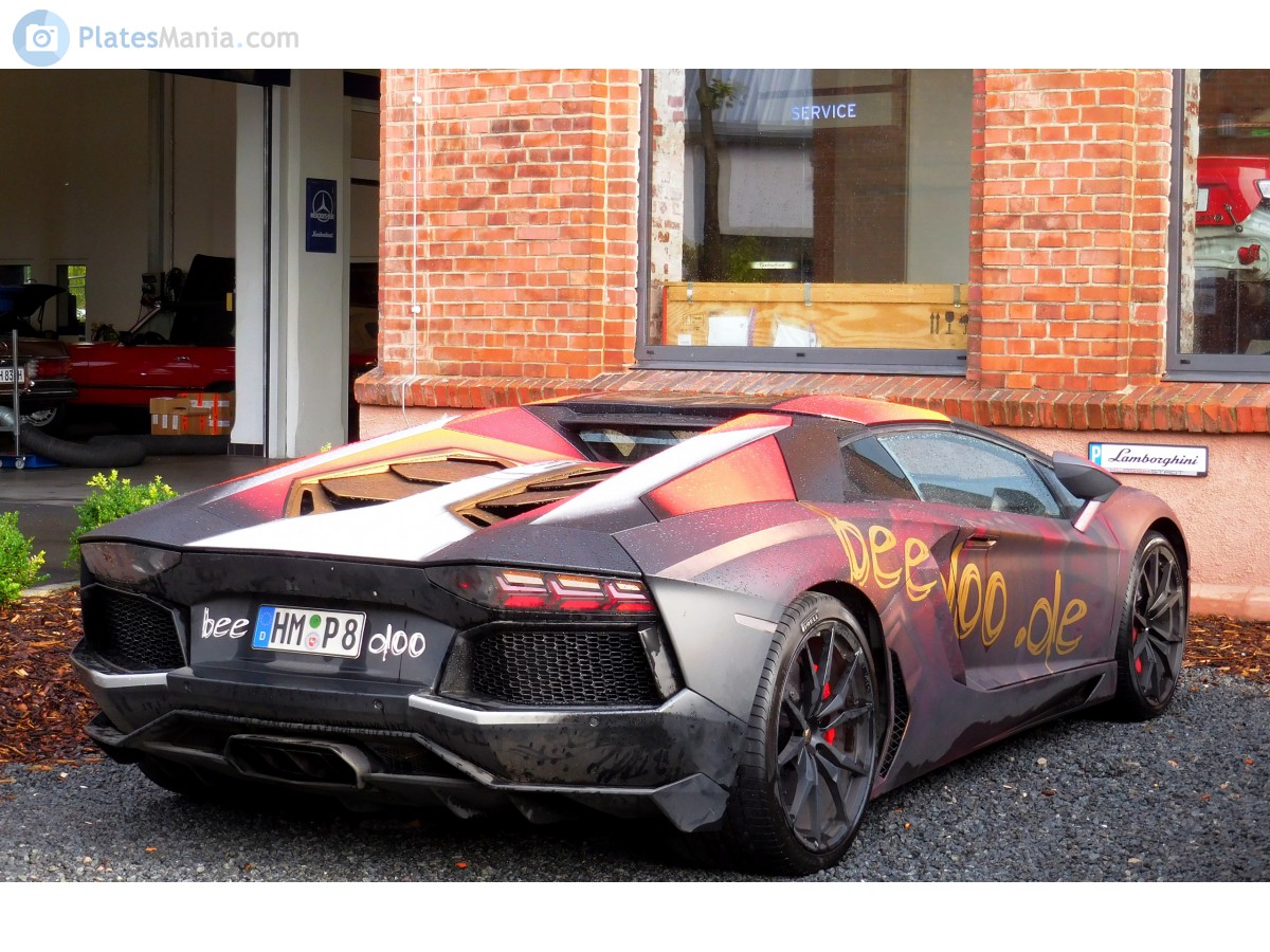 HM P 8, Lamborghini Aventador LP700-4, 2011–2016