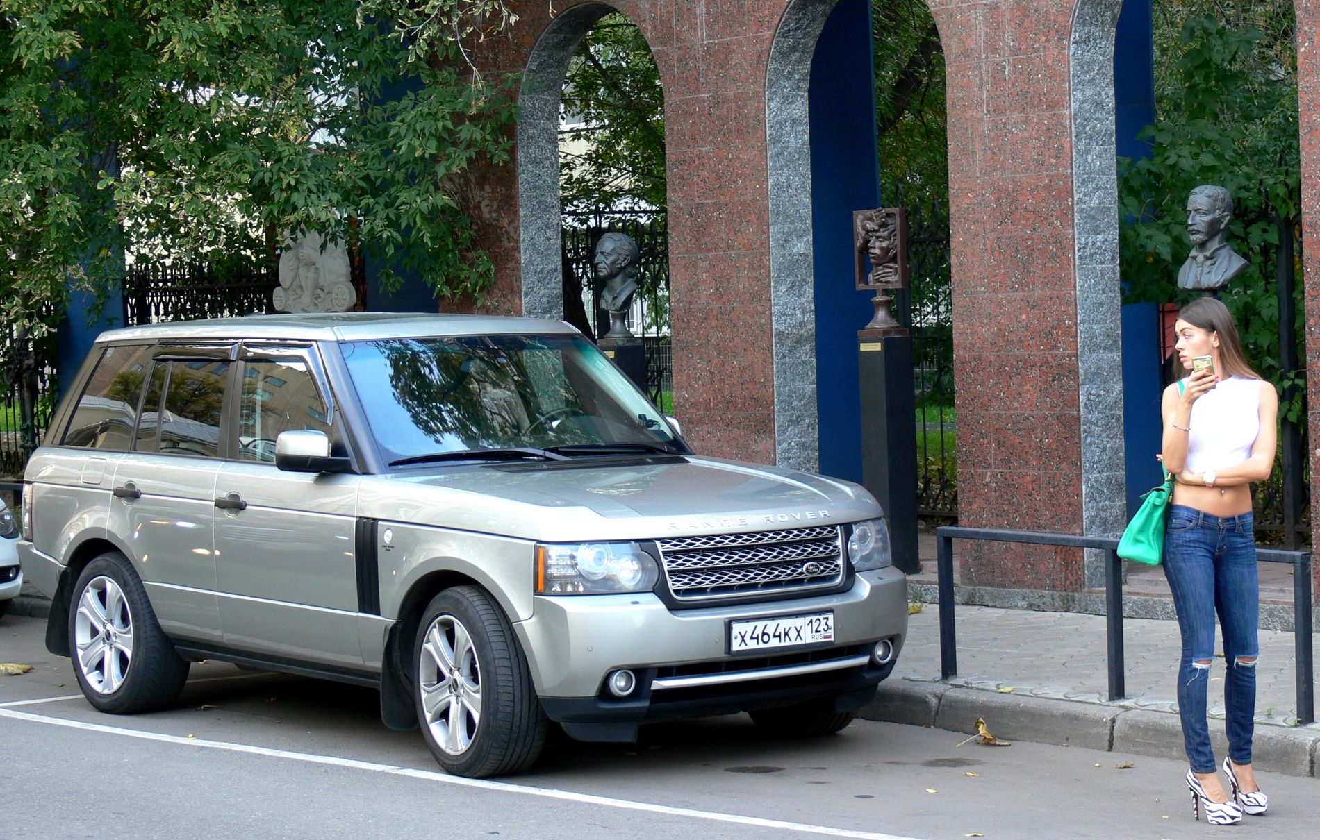 х 464 кх 123, Land Rover Range Rover 3rd gen (L322), 2002–2012
