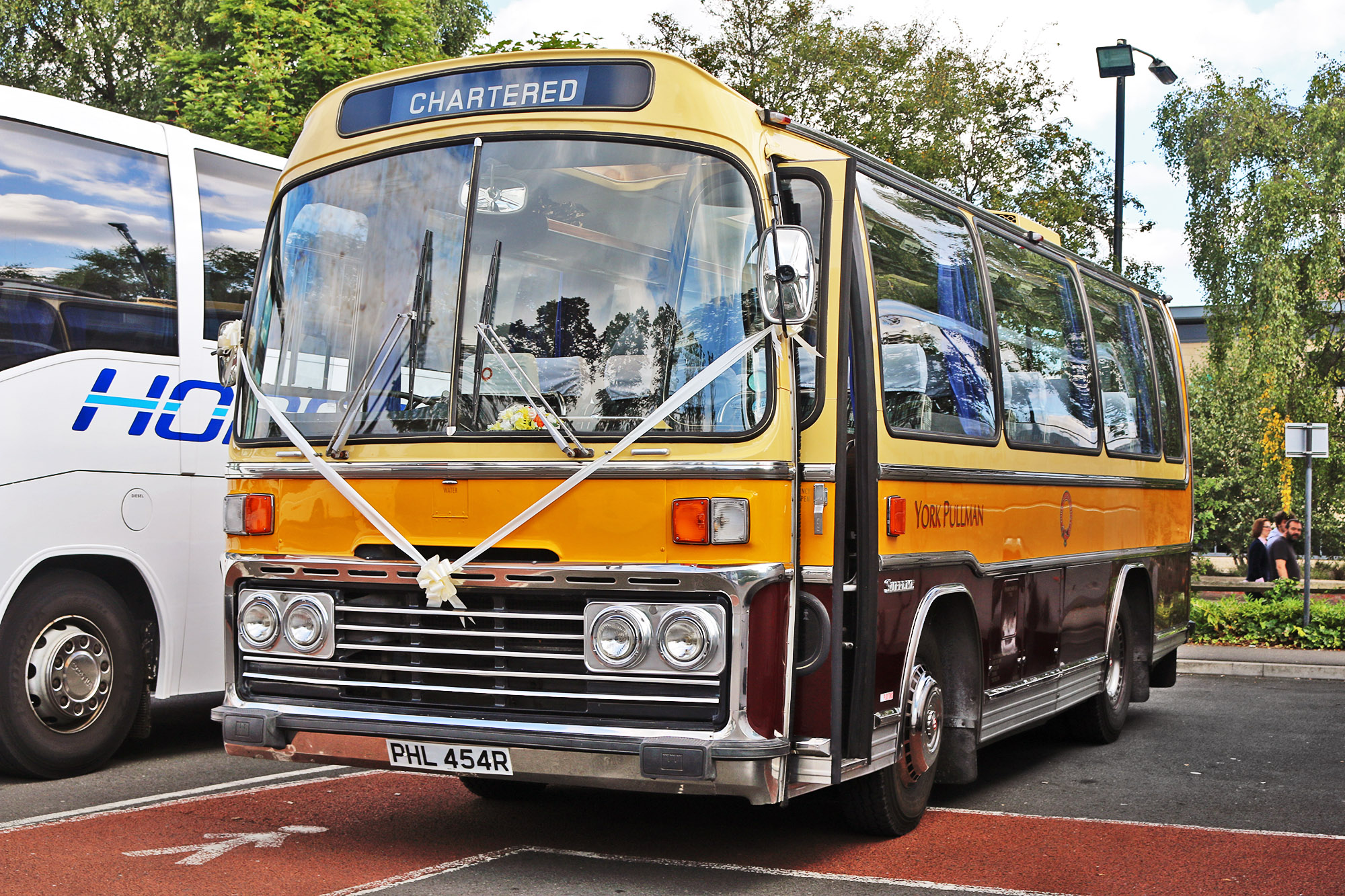 PHL454R, Plaxton Supreme III 