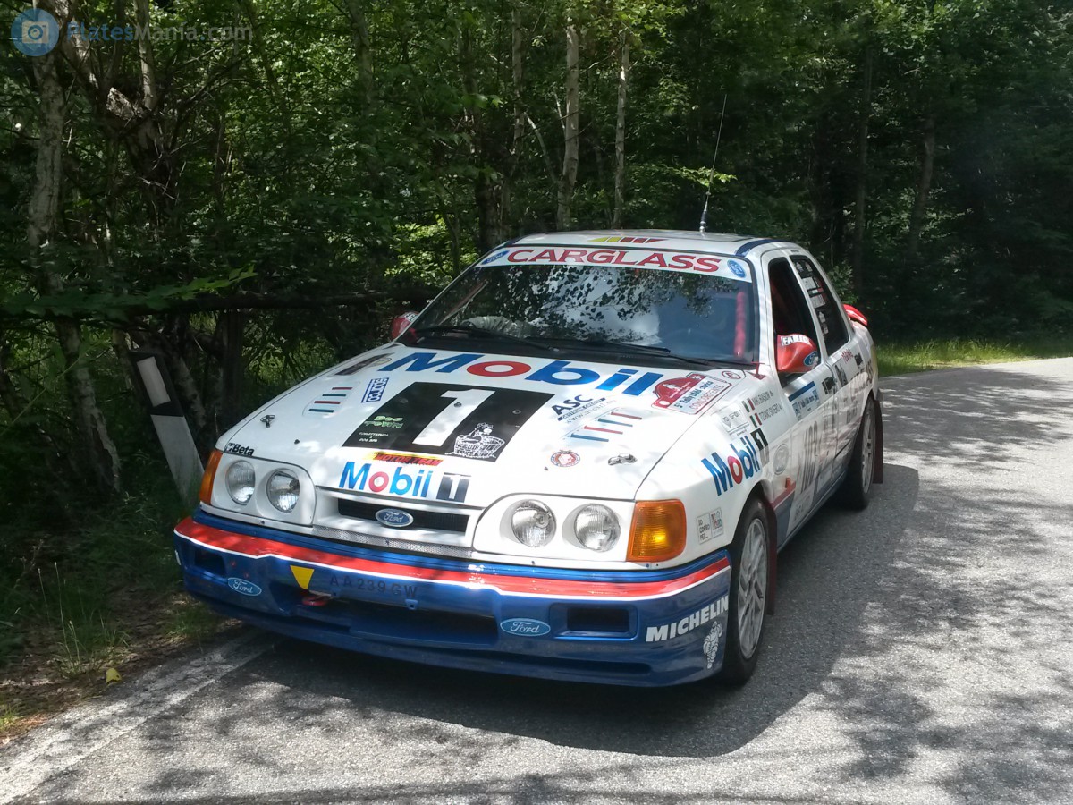 AA 239 GW, Ford Sierra 