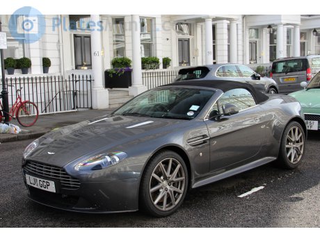 LJ11 GGP, Aston Martin V8 Vantage