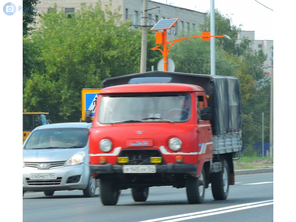 р 145 хк 54, UAZ 452 452Д/3303 Single-Cab Truck, 1965–