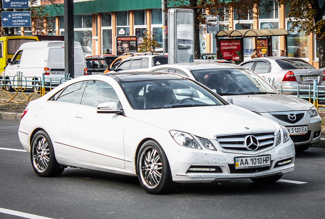 AA 1010 HP, Mercedes-Benz E-Klasse 4th gen Coupé (C207), 2009–2012