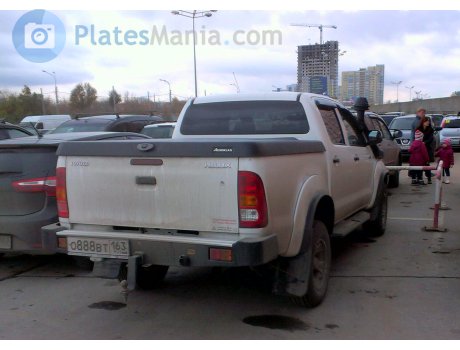 о888вт163, Toyota Hilux