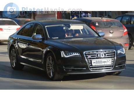 м888мм61, Audi S8