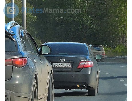 т077ус22, Toyota Camry