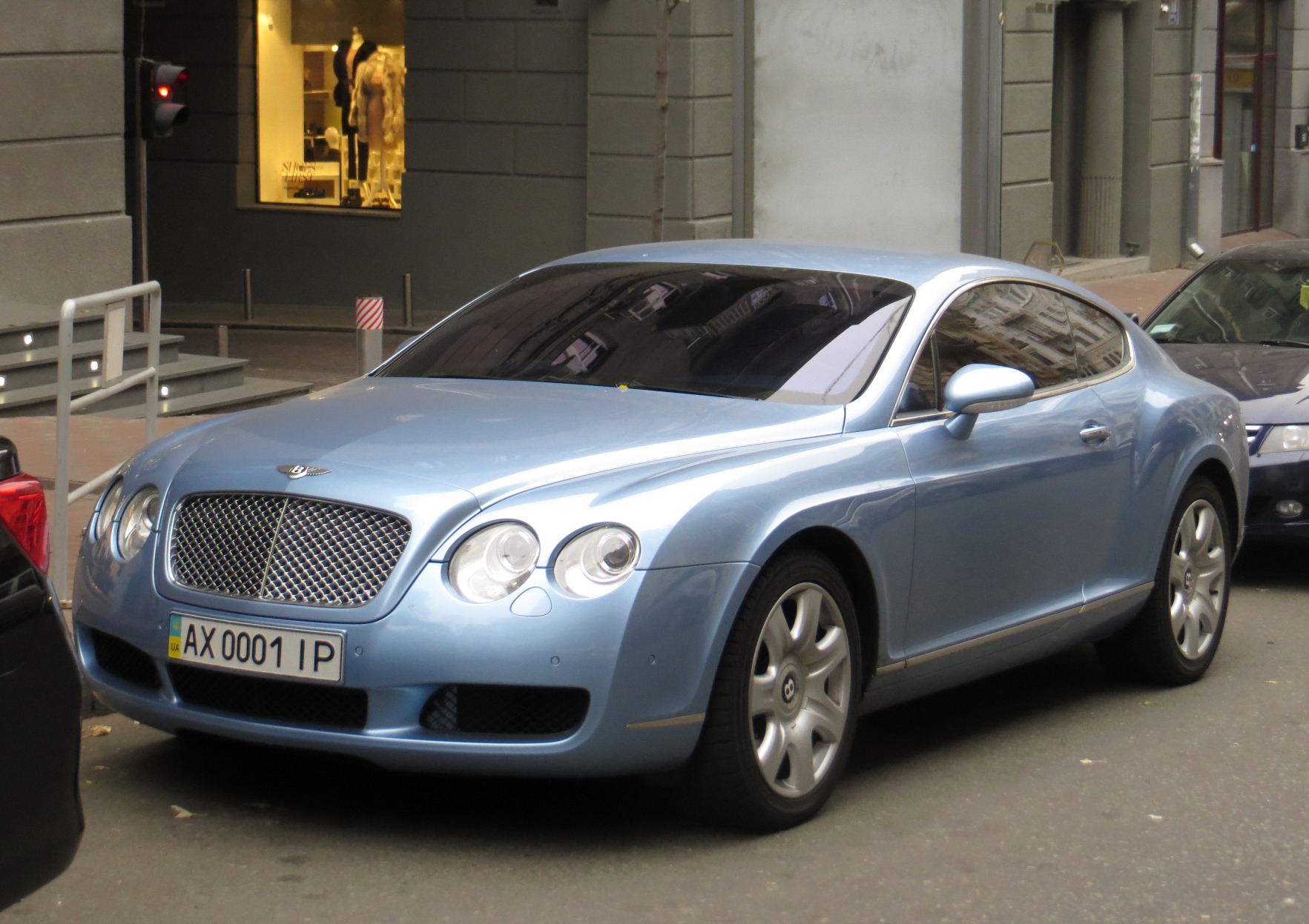 AX 0001 IP, Bentley Continental 4th gen GT, 2003–2011