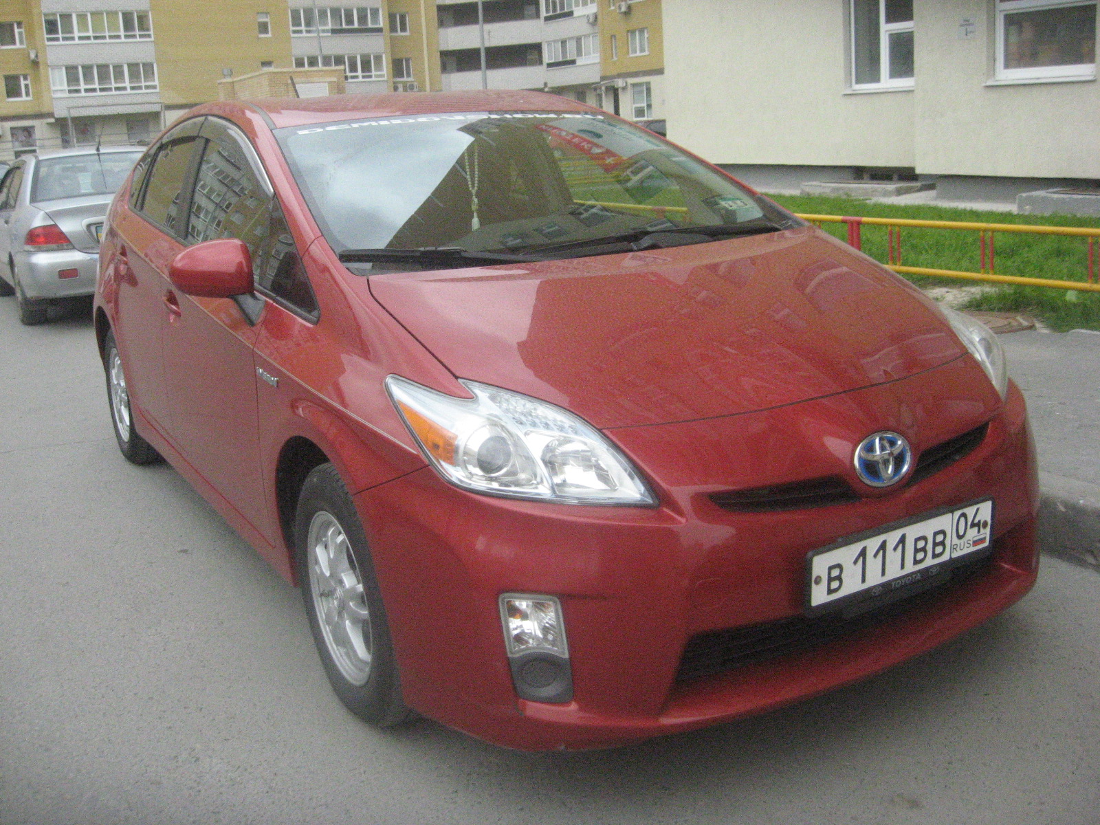 в 111 вв 04, Toyota Prius 3rd gen Liftback (ZVW30), 2009–2015