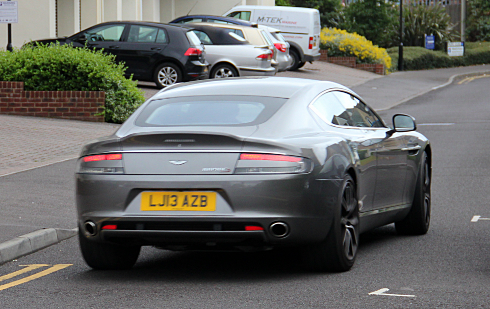 LJ13AZB, Aston Martin Rapide 