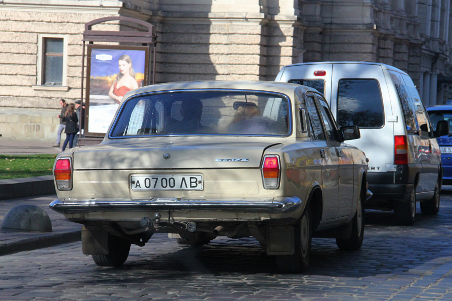 а 0700 ЛВ, GAZ 24 Волга 24(-01/07) Sedan, 1969–1985