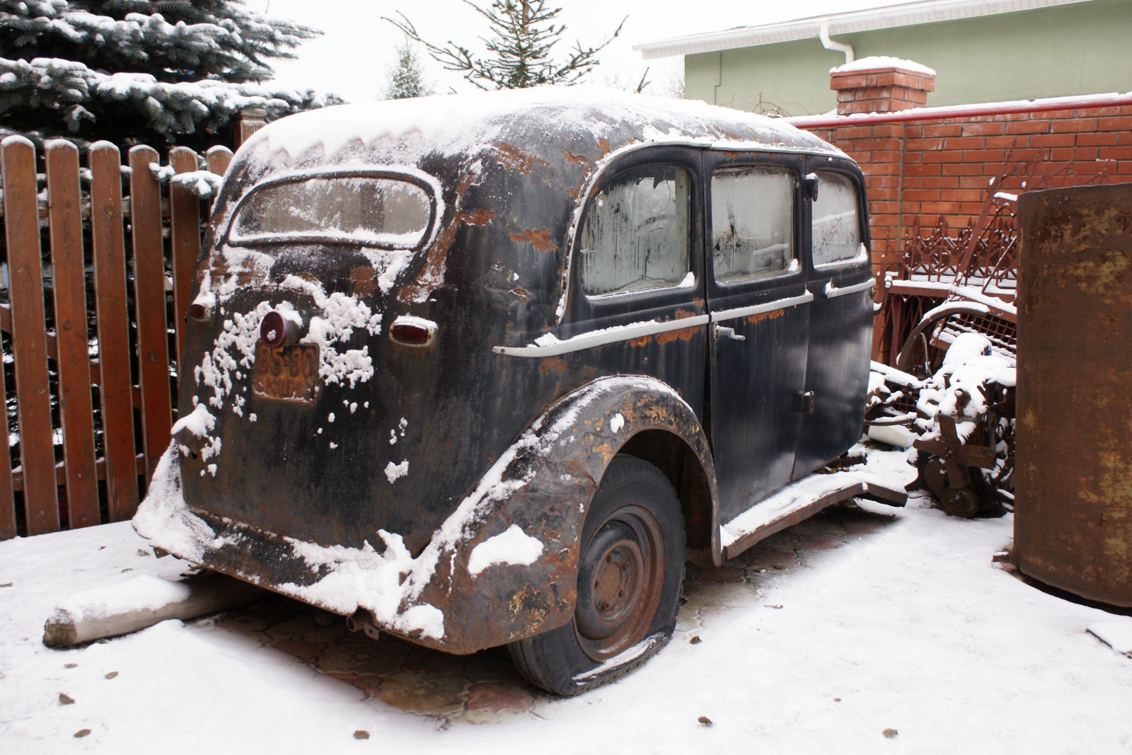 8580 КШЖ, Mercedes-Benz 260 