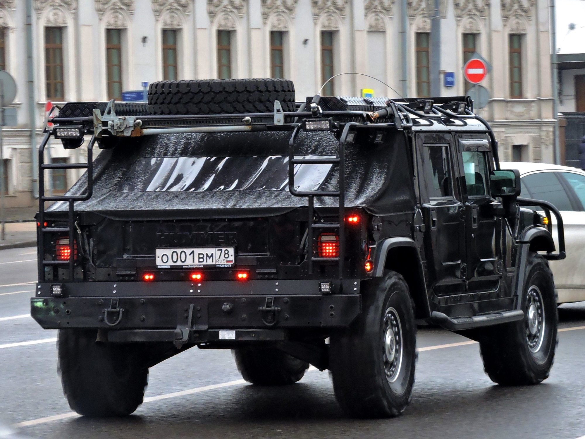 о 001 вм 78, HUMMER H1 
