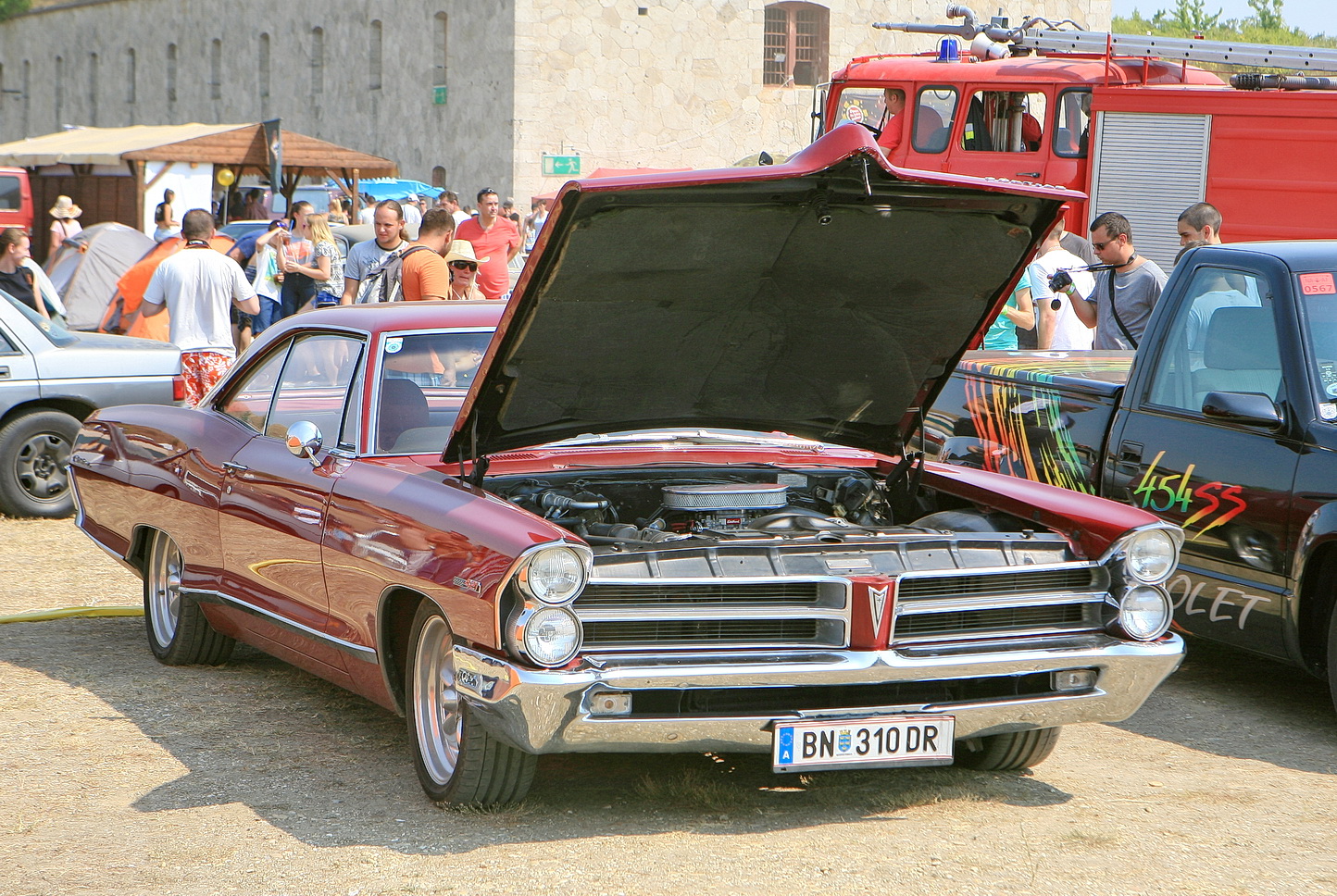 BN 310 DR, Pontiac Catalina 3rd gen 1965 2-door Hardtop/Coupé (25237/25437; B-body), 1964–1965