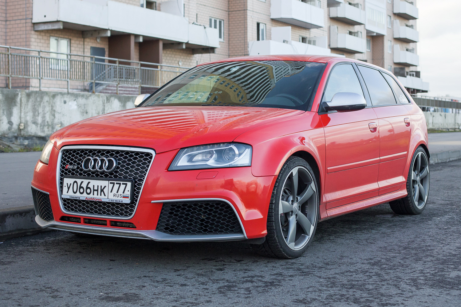 у 066 нк 777, Audi RS3 2nd gen (8PA), 2011–2012