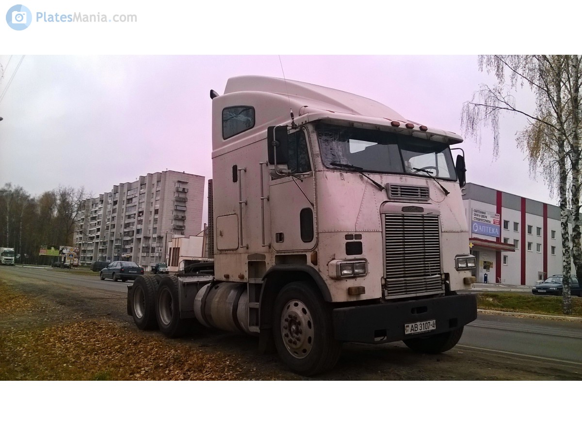 AB 3107-4, Freightliner FLA 