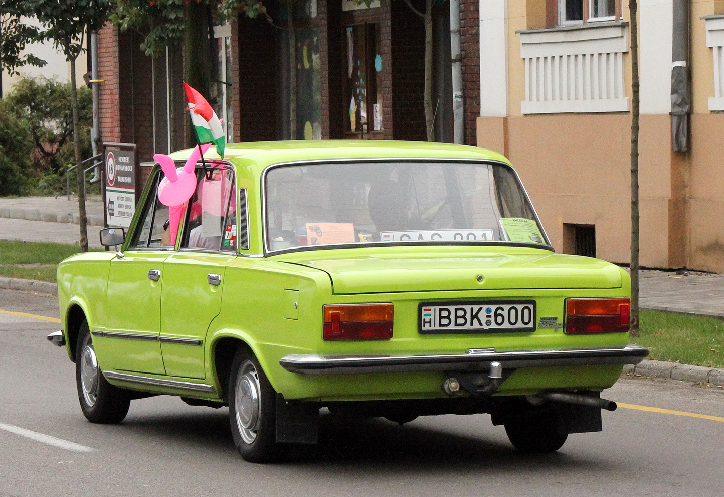 BBK-600, Polski Fiat 125p 115C Sedan (MR75), facelift, 1975–1983
