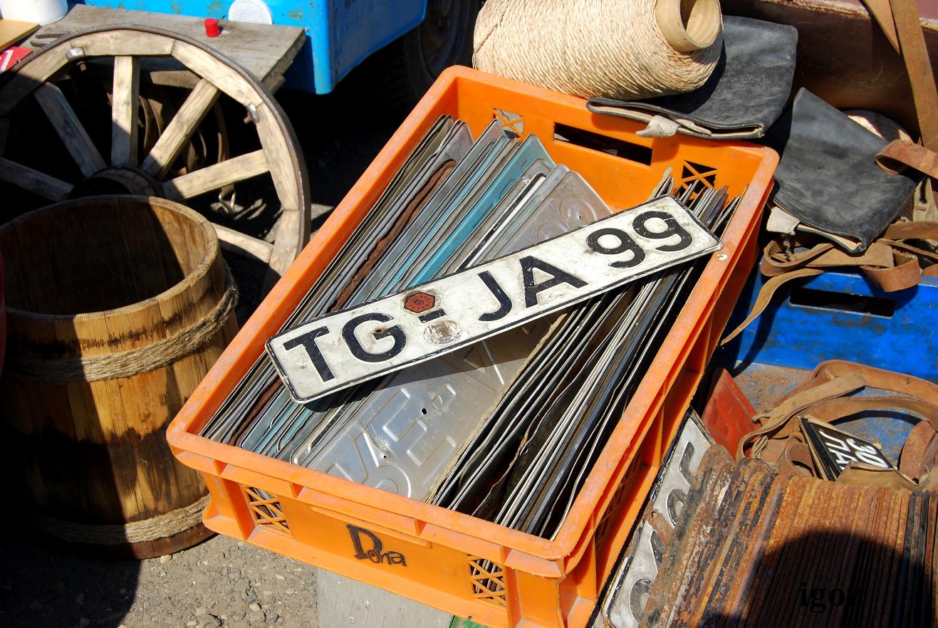 TG JA 99, License plate without vehicle 