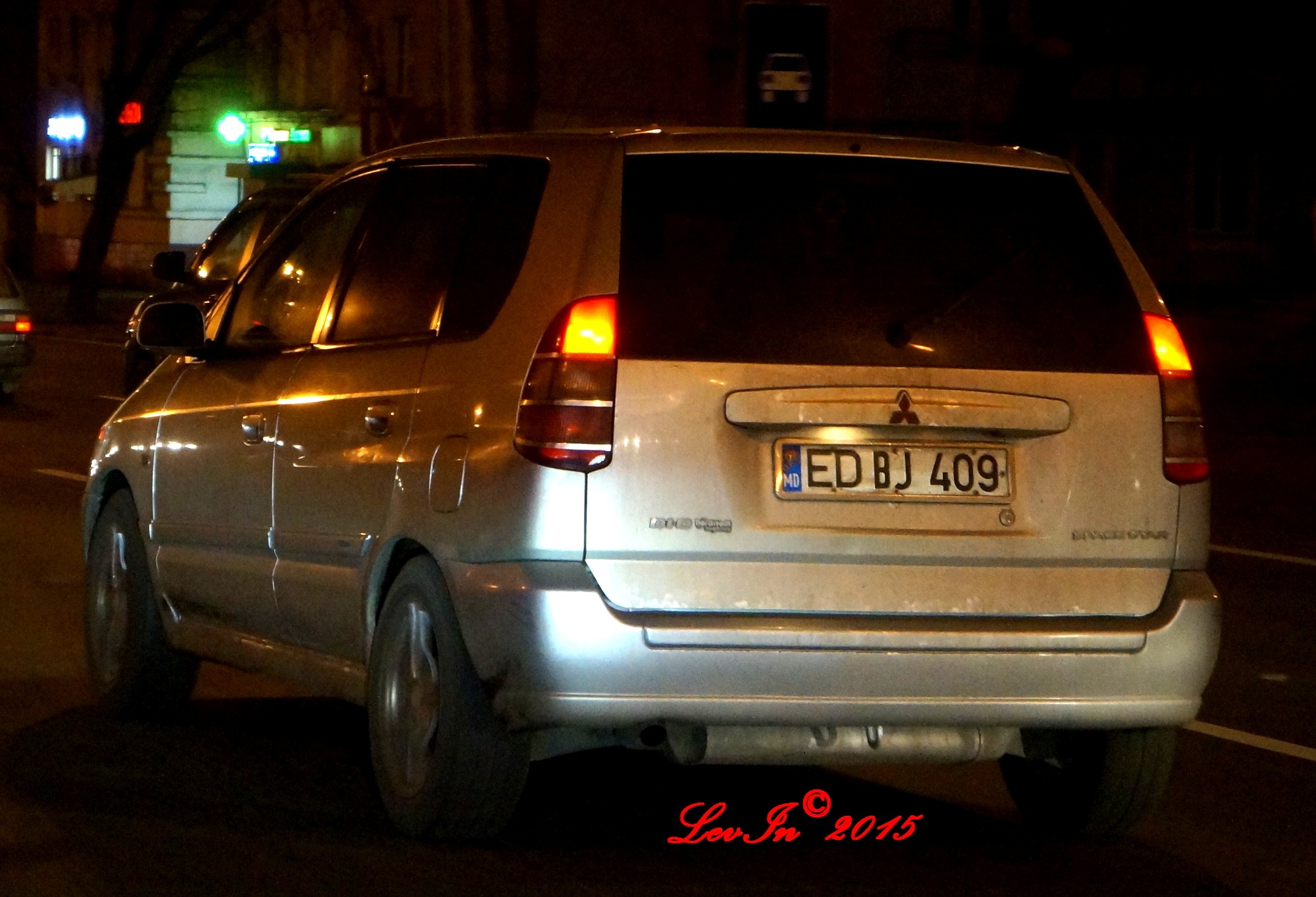 ED BJ 409, Mitsubishi Space Star 1st gen (DG), 1998–2002