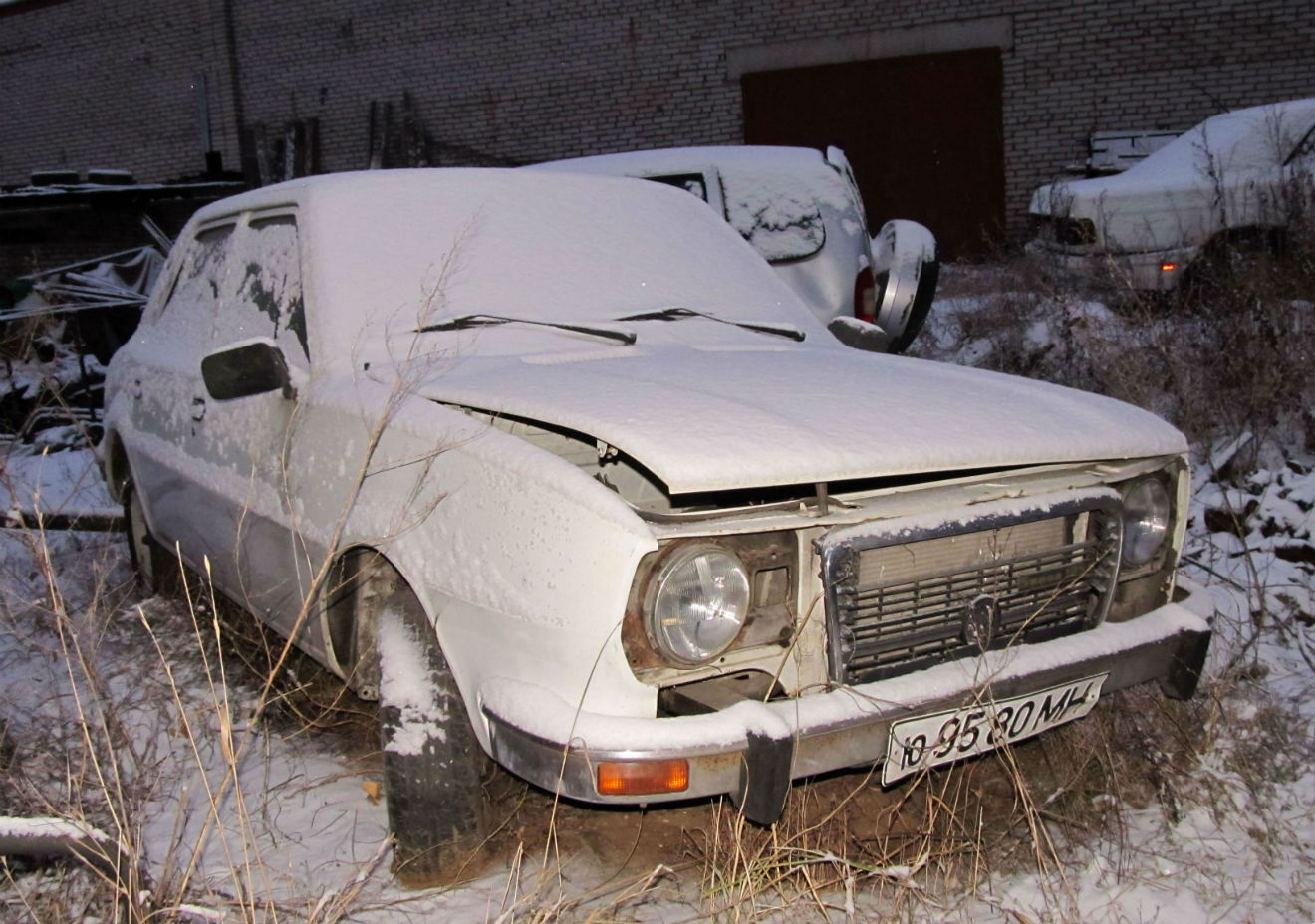 ю 9580 МН, Skoda 105 1st gen 105L, 1976–1979; 105S, 1976–1983; 105SP, 1982–1983