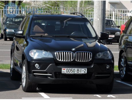 0050 BI-2, BMW X5
