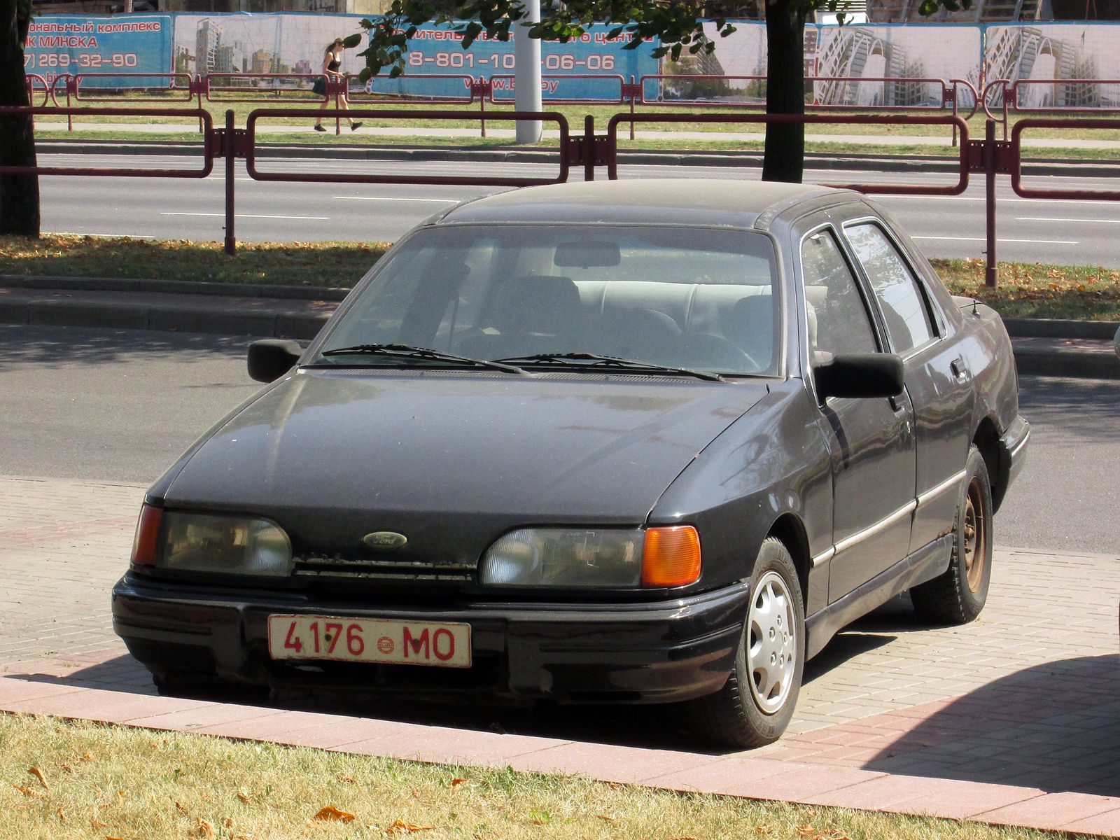 4176 MO, Ford Sierra 1st gen 5-door Liftback (BAG/GBG), facelift, 1987–1993