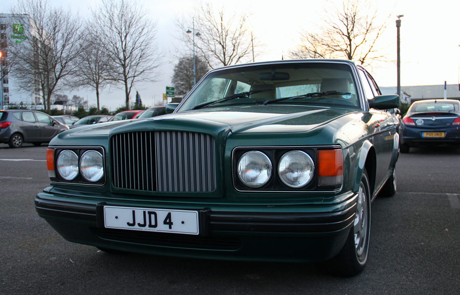 JJD4, Bentley Brooklands 1st gen Sedan, 1992–1998