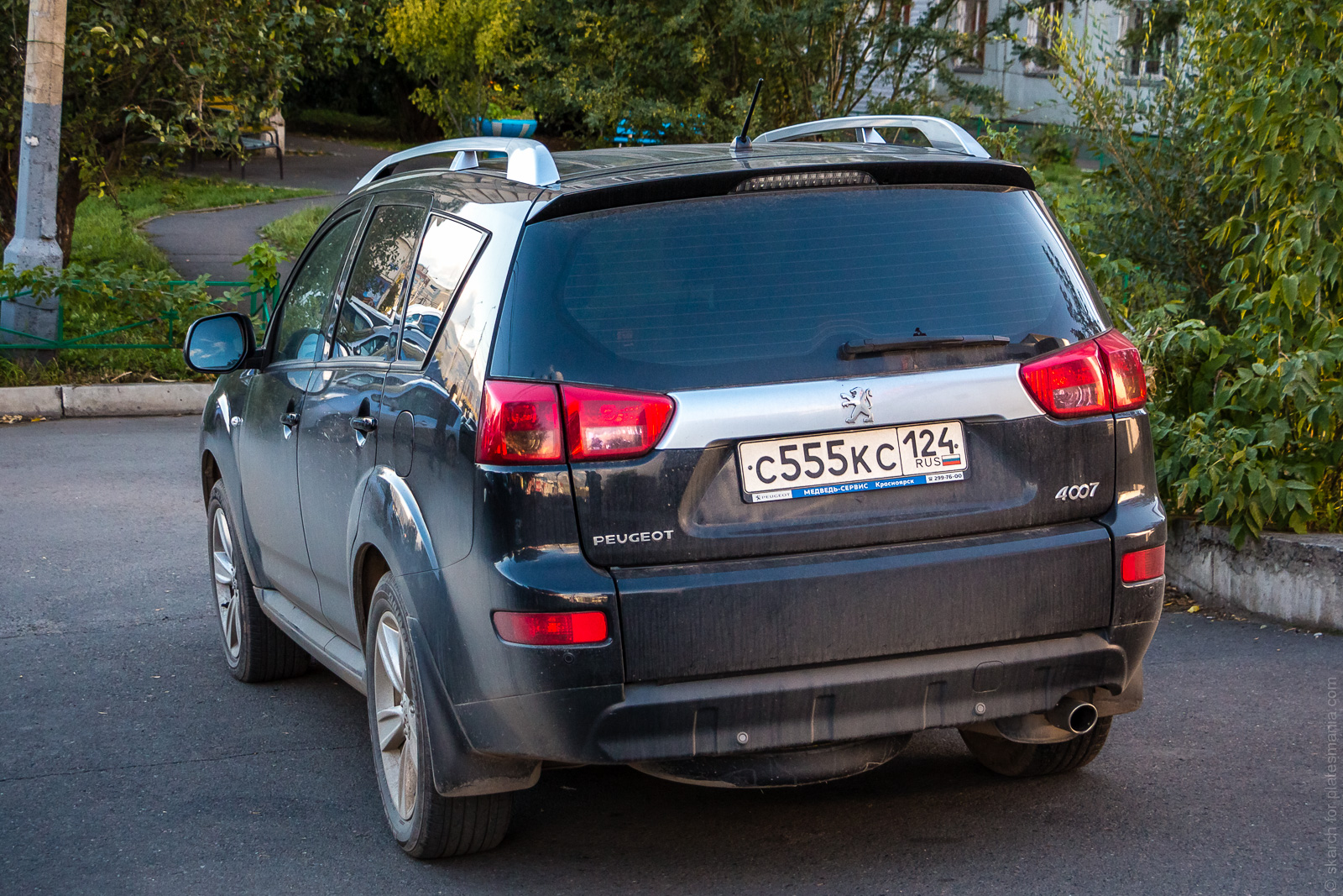 с 555 кс 124, Peugeot 4007 1st gen (I3), 2007–2012