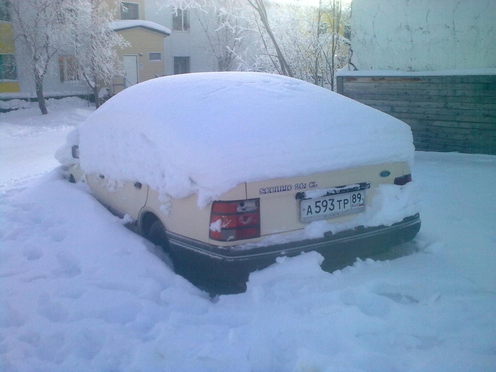 а 593 тр 89, Ford Scorpio 1st gen Liftback (GAE/GGE), 1985–1992