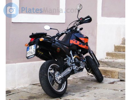 BX 83943, KTM Supermoto