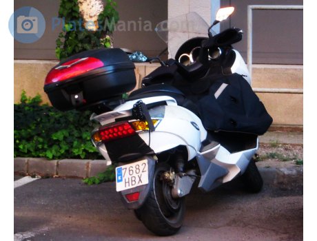 7682 HBX, Vectrix VX-1