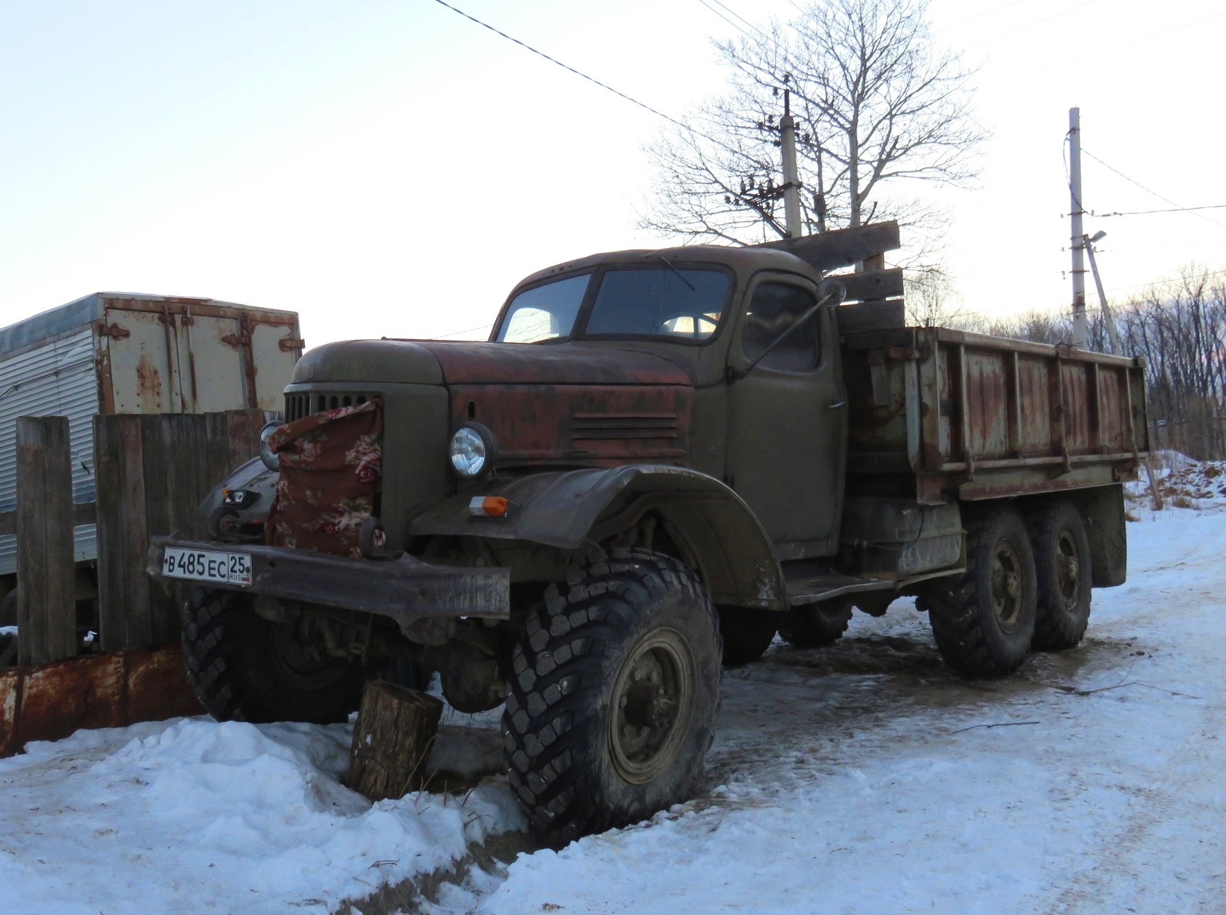 в 485 ес 25, ZIL 157 