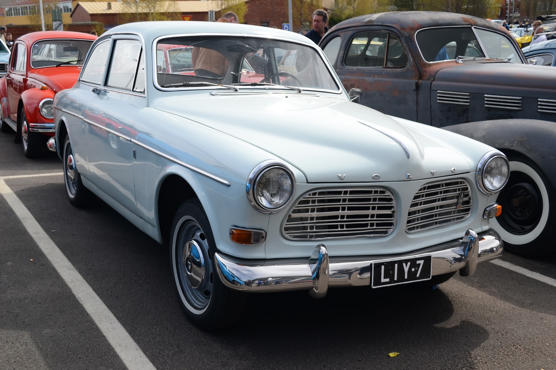 LIY-7, Volvo Amazon 