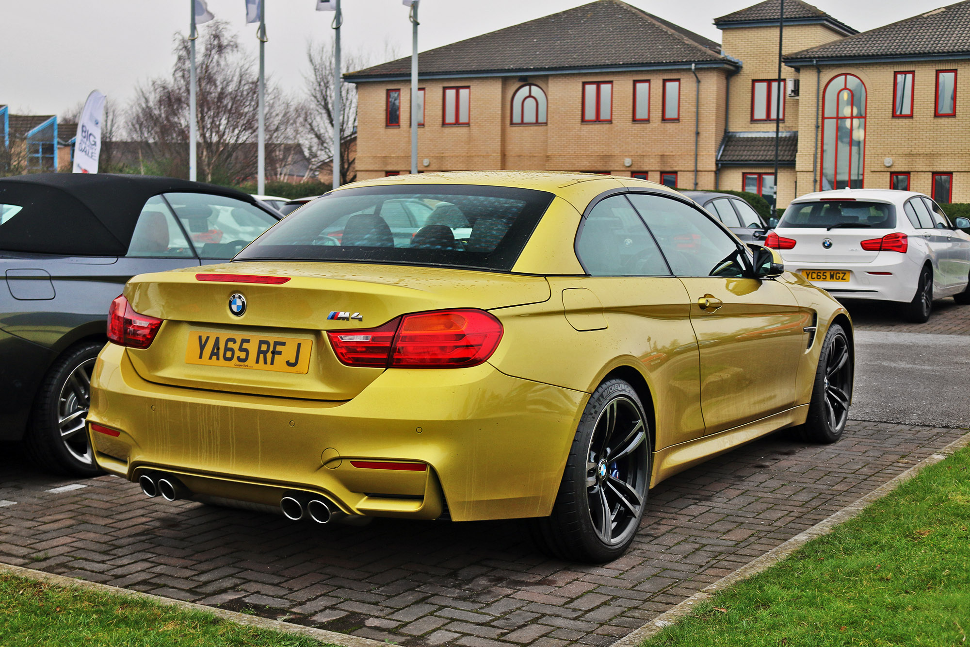 YA65RFJ, BMW M4 1st gen Cabrio (F83), 2014–2020