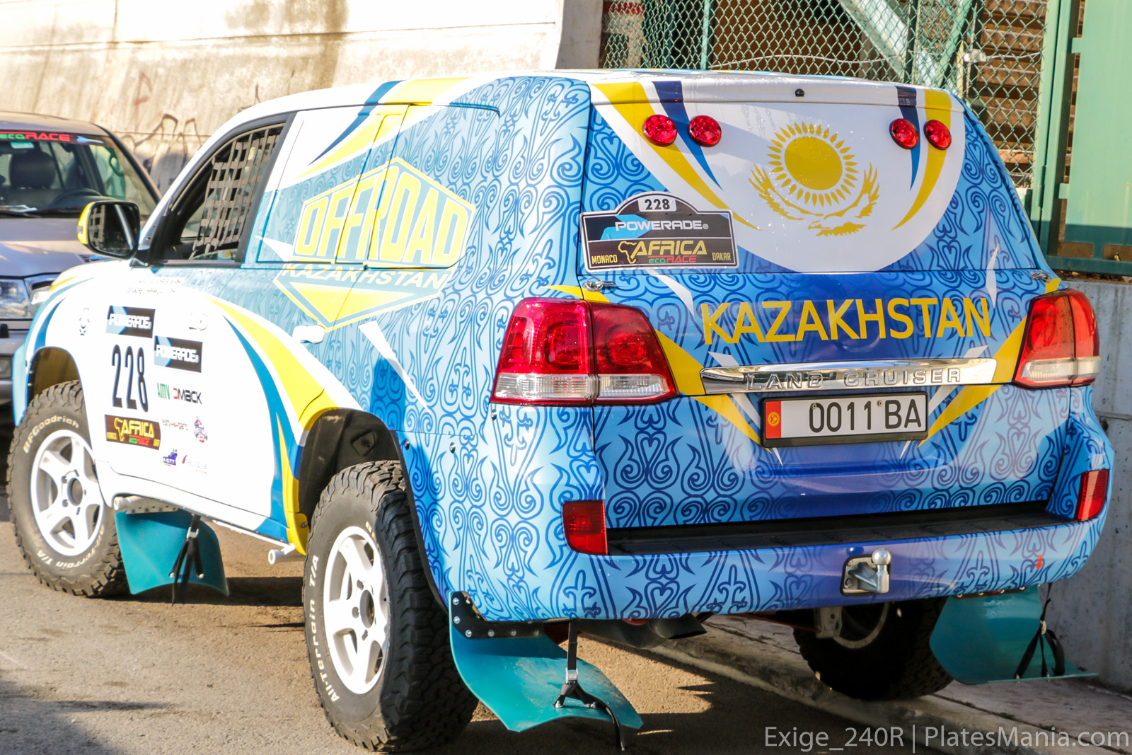 0011 BA, Toyota Land Cruiser 200 (J200), 2007–2011