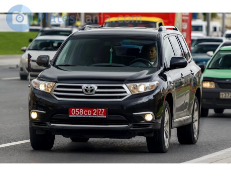 058CD 2 77, Toyota Highlander